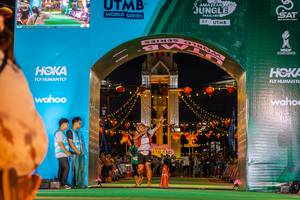 BIB: 1000
                            <button type="button" onclick="openModal(21811587)" class="btn btn-primary btn-sm float-right btn-popup" data-toggle="modal" data-target=".modal-high-quality">
                        <i class="fas fa-shopping-cart"></i> Add to Cart
                    </button>
                                            <button type="button" onclick="isThisMe(21811587, true)" class="btn btn-success btn-sm float-right btn-popup btn-isme hidden" data-toggle="tooltip" data-placement="bottom" title="นี่คือรูปของคุณใช่ไหม คลิกที่นี่เพื่อเอาเข้าอัลบั้ม">
                        <i class="fas fa-plus"></i> Add to album
                    </button>
                    <button type="button" onclick="isThisMe(21811587, false)" class="btn btn-warning btn-sm float-right btn-popup btn-isnotme hidden">
                        <i class="fas fa-ban"></i> Remove from album
                    </button>